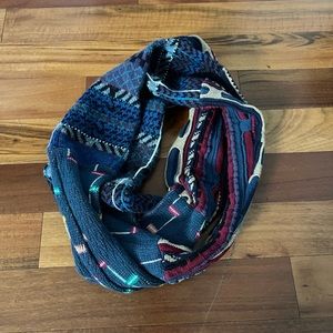 UO Urban Renewal Scarf